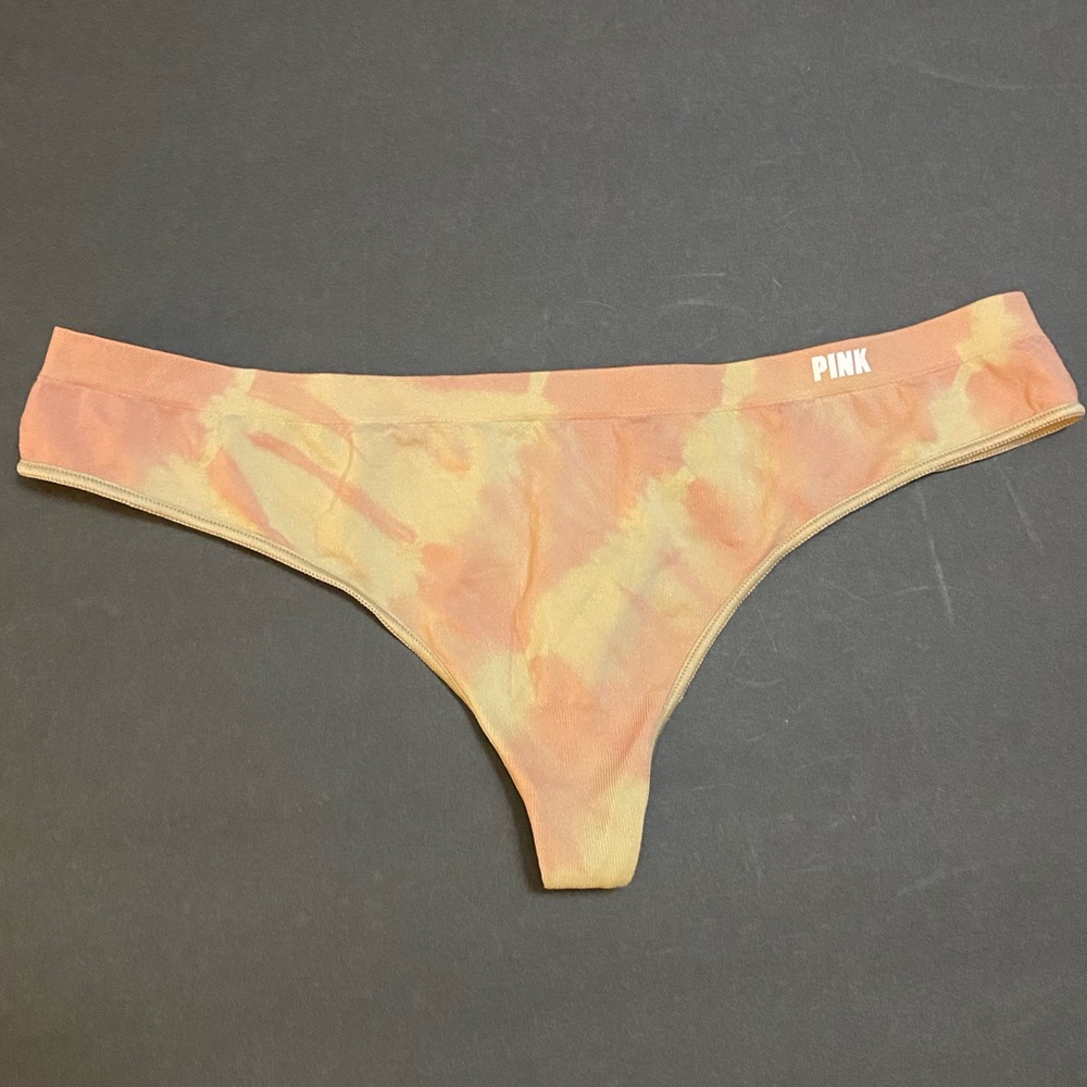 NWT PINK Victoria’s Secret Thong - Medium